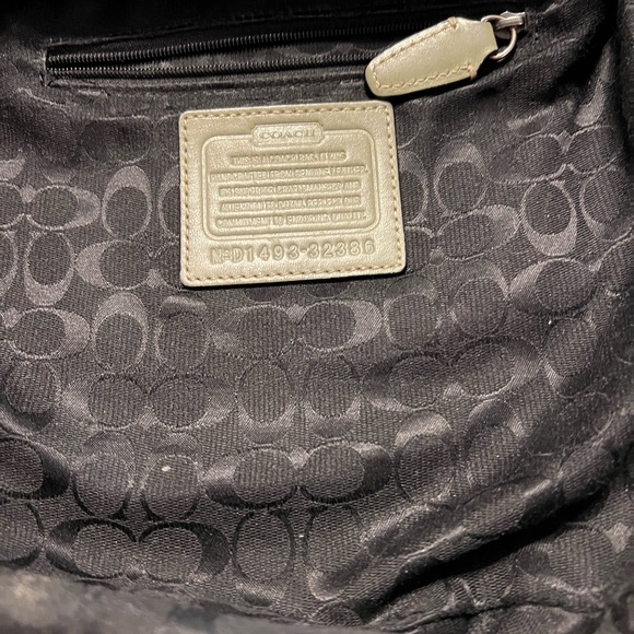 Coach Olive/sage grommet glove leather bucket bag - Picture 8 of 8